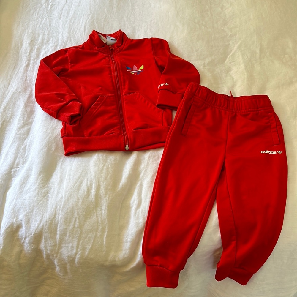 adidas kids’ Adicolor Shattered Trefoil Track Suit - 3T